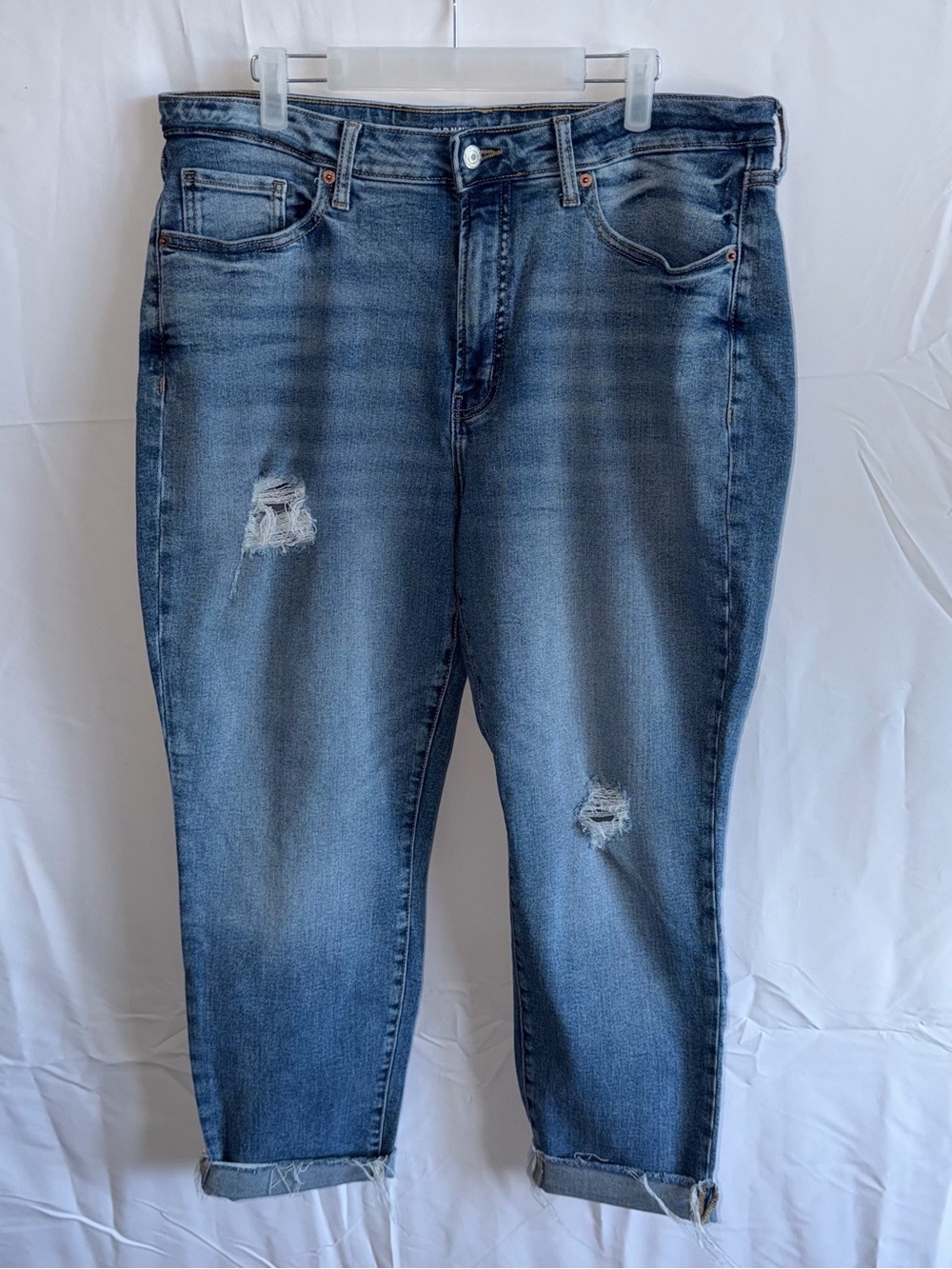 Old Navy Distressed Medium Blue Cropped Jeans